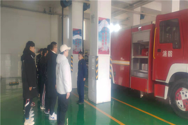 微信图片_20201126113019_副本.jpg